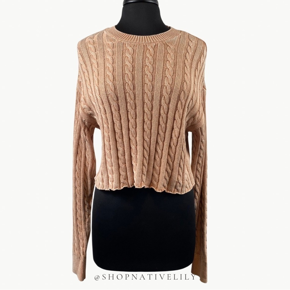 Aerie Mini Cable Knit Cropped Sweater Size Medium Tan Long Sleeve NWOT